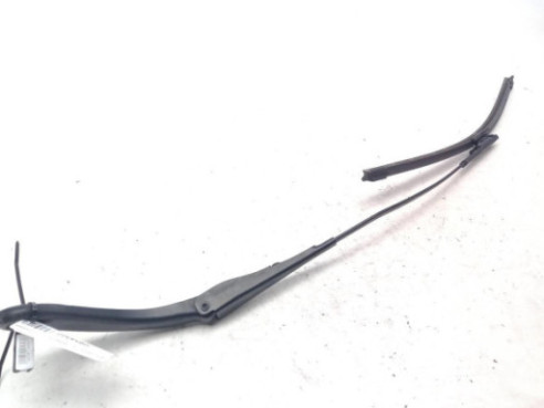 61617260474 BRAZO LIMPIAPARABRISAS DEL DER BMW 3 Touring (F31)|Desguaces La Cabaña
