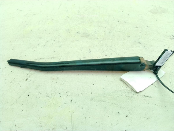 713850706 BRAZO LIMPIAPARABRISAS TRA PORTÓN BMW 1 (E87)|Desguaces La Cabaña