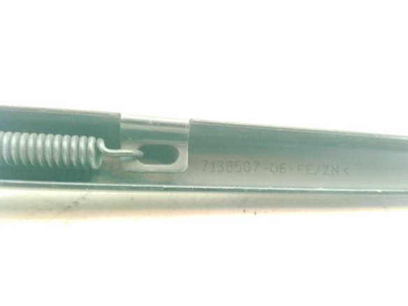 713850706 BRAZO LIMPIAPARABRISAS TRA PORTÓN BMW 1 (E87)|Desguaces La Cabaña