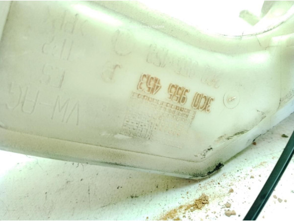 3C0955453 BOTE LIMPIAPARABRISAS VW PASSAT (3C2)|Desguaces La Cabaña