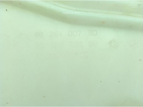 9826400780 BOTE LIMPIAPARABRISAS PEUGEOT 3008 SUV (M_)|Desguaces La Cabaña