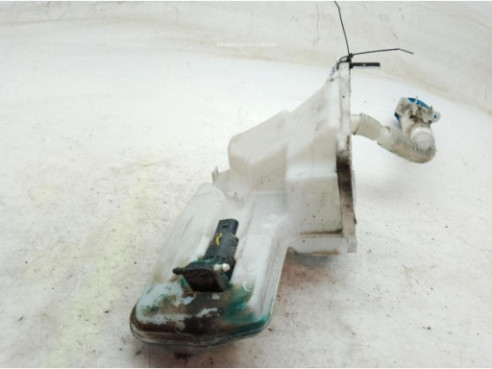 5Q0955448 BOTE LIMPIAPARABRISAS SEAT ATECA (KH7)|Desguaces La Cabaña