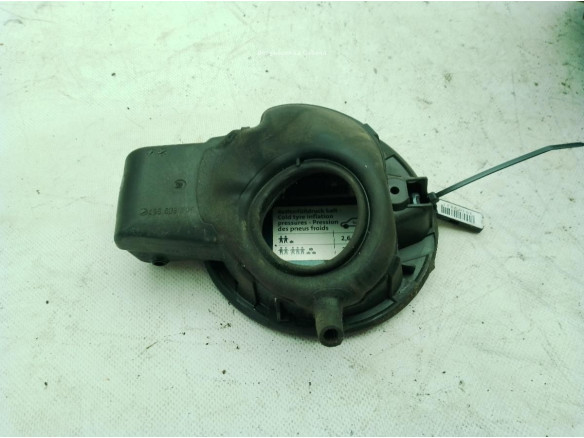 3C9809857 TAPA COMBUSTIBLE VW PASSAT (3C2)|Desguaces La Cabaña