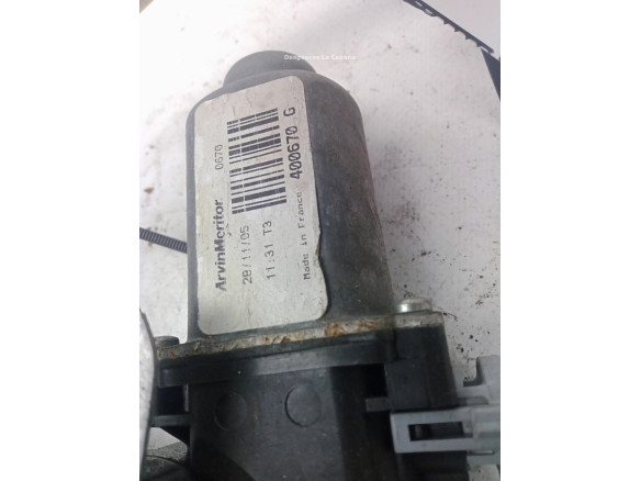8200485202 ELEVALUNAS PUERTA LAT TRA DER RENAULT LAGUNA II Grandtour (KG0/1_)|Desguaces La Cabaña