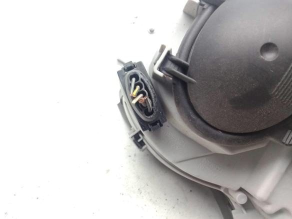 FARO IZQUIERDO MERCEDES BENZ CLASE C (W203)|Desguaces La Cabaña