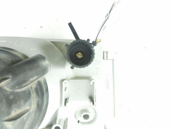 103380 FARO DERECHO RENAULT 9 (L42_) |Desguaces La Cabaña