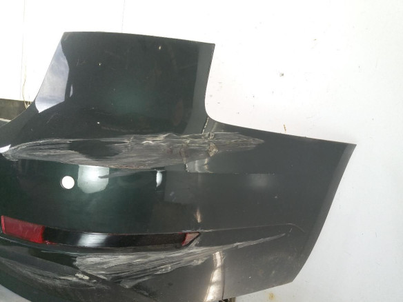 8W9807067A  PARAGOLPES TRA AUDI A4 Avant (8W5, B9)|Desguaces La Cabaña