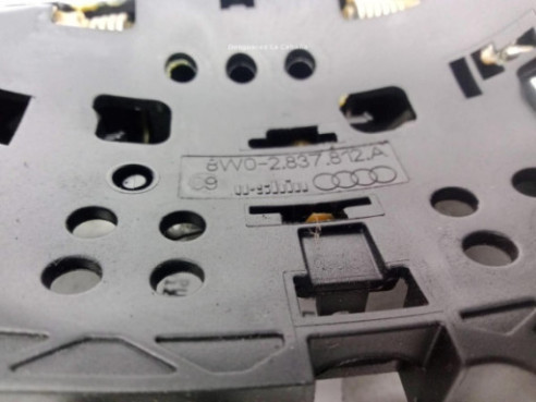 8W02837812A MANILLA PUERTA LAT TRA DER EXT AUDI A4 Avant (8W5, B9)|Desguaces La Cabaña