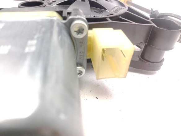 8W0959801DE ELEVALUNAS PUERTA LAT DEL IZQ AUDI A4 Avant (8W5, B9)|Desguaces La Cabaña