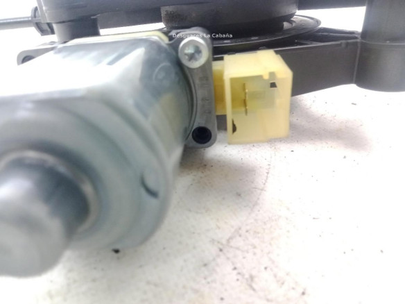 8W0959812DE ELEVALUNAS PUERTA LAT TRA DER AUDI A4 Avant (8W5, B9)|Desguaces La Cabaña