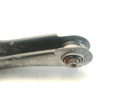 BRAZO SUSPENSION TRASERO IZQUIERDO INFERIOR CENTRAL|Desguaces La Cabaña 2