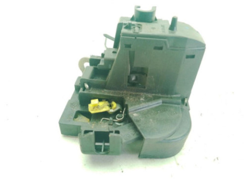 A136105010 CERRADURA PUERTA LAT DEL IZQ RENAULT MEGANE I (BA0/1_)|Desguaces La Cabaña