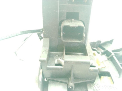 A136105010 CERRADURA PUERTA LAT DEL IZQ RENAULT MEGANE I (BA0/1_)|Desguaces La Cabaña