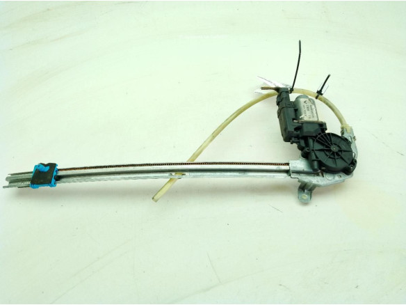 8200305725 ELEVALUNAS PUERTA LAT TRA DER RENAULT ESPACE IV (JK0/1_)|Desguaces La Cabaña