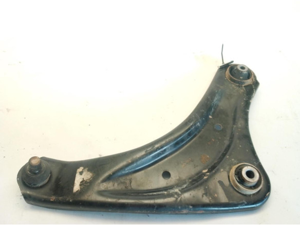 545005SN1A  BRAZO SUSPENSION DEL DER INF NISSAN JUKE (F15)|Desguaces La Cabaña