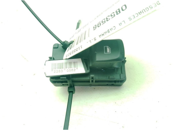 10003589 MANDO ELEVALUNAS PUERTA LAT DEL DER MG MG ZS Todo terreno, cerrada|Desguaces La Cabaña