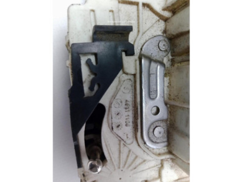CERRADURA PUERTA LAT DEL IZQ MERCEDES BENZ SPRINTER 3-t Furgón (906)|Desguaces La Cabaña