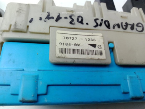MR587655, CAJA FUSIBLES INTERIOR (BSI) MITSUBISHI GRANDIS (NA_W)|Desguaces La Cabaña