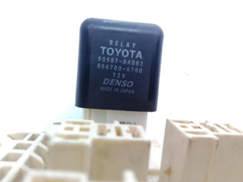 CAJA FUSIBLES INTERIOR (BSI) LEXUS IS I (_E1_)|Desguaces La Cabaña