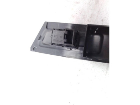 MANDO ELEVALUNAS PUERTA LATERAL TRASERO IZQUIERDO|Desguaces La Cabaña 2