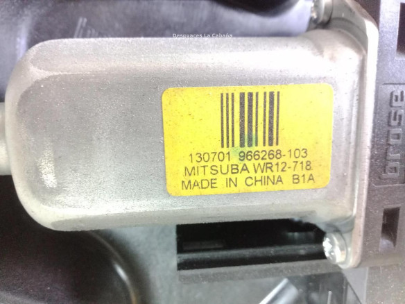 966268103 ELEVALUNAS PUERTA LAT DEL IZQ VOLVO V40 Fastback (525, 526) |Desguaces La Cabaña