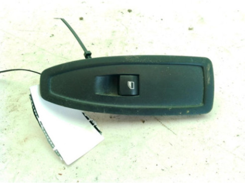 920810702 MANDO ELEVALUNAS PUERTA LAT DEL DER BMW 3 Touring (F31)|Desguaces La Cabaña