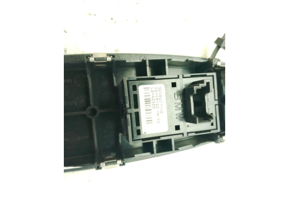 920810702 MANDO ELEVALUNAS PUERTA LAT DEL DER BMW 3 Touring (F31)|Desguaces La Cabaña