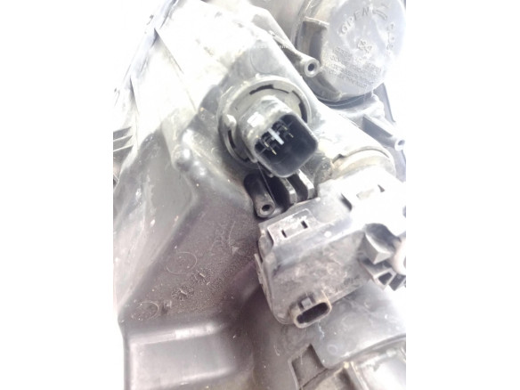 921022Y000  FARO DERECHO HYUNDAI ix35 (LM, EL, ELH)|Desguaces La Cabaña