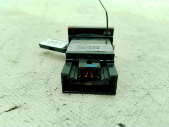 INTERRUPTOR WARNING HYUNDAI ix35 (LM, EL, ELH)|Desguaces La Cabaña