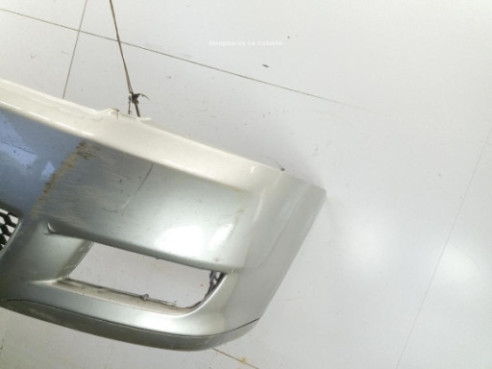 PARAGOLPES DEL TOYOTA COROLLA Verso (_E12_)|Desguaces La Cabaña
