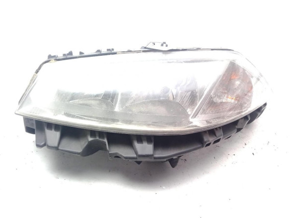 8200073220J FARO IZQUIERDO RENAULT MEGANE II (BM0/1_, CM0/1_)|Desguaces La Cabaña