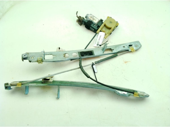 128000472 ELEVALUNAS PUERTA LAT DEL DER RENAULT MEGANE II (BM0/1_, CM0/1_)|Desguaces La Cabaña