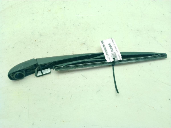 BRAZO LIMPIAPARABRISAS TRA PORTÓN TOYOTA YARIS CROSS (MXP_)|Desguaces La Cabaña