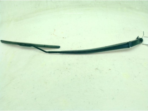BRAZO LIMPIAPARABRISAS DEL DER TOYOTA YARIS CROSS (MXP_)|Desguaces La Cabaña