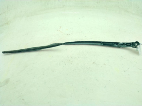BRAZO LIMPIAPARABRISAS DEL DER TOYOTA YARIS CROSS (MXP_)|Desguaces La Cabaña