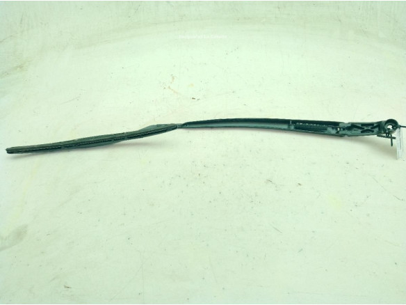 BRAZO LIMPIAPARABRISAS DEL DER TOYOTA YARIS CROSS (MXP_)|Desguaces La Cabaña