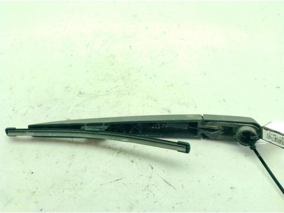 BRAZO LIMPIAPARABRISAS TRA PORTÓN RENAULT CLIO IV (BH_)|Desguaces La Cabaña