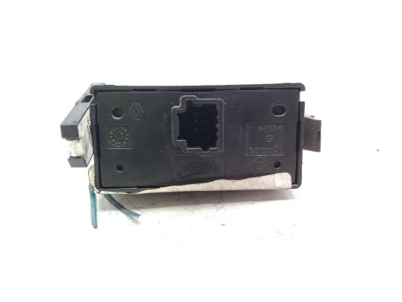 SinValor INTERRUPTOR WARNING DACIA DOKKER |Desguaces La Cabaña