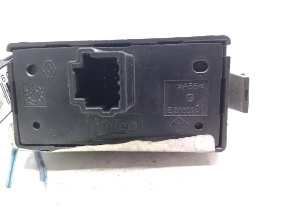 SinValor INTERRUPTOR WARNING DACIA DOKKER |Desguaces La Cabaña