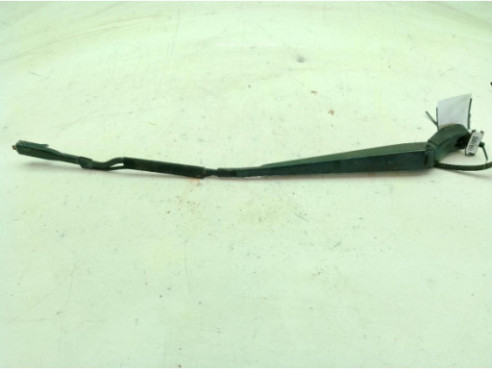 BRAZO LIMPIAPARABRISAS DEL DER MERCEDES BENZ VITO / MIXTO Furgón (W639)|Desguaces La Cabaña