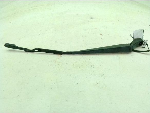 BRAZO LIMPIAPARABRISAS DEL DER MERCEDES BENZ VITO / MIXTO Furgón (W639)|Desguaces La Cabaña