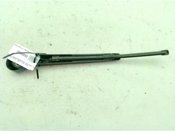 BRAZO LIMPIAPARABRISAS TRA PORTÓN VW POLO (6R1, 6C1)|Desguaces La Cabaña
