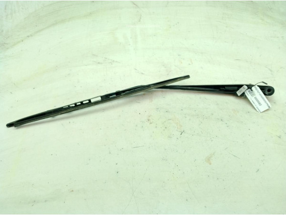 BRAZO LIMPIAPARABRISAS TRA PORTÓN MERCEDES BENZ VITO Autobús (638)|Desguaces La Cabaña