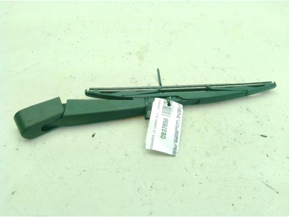 BRAZO LIMPIAPARABRISAS TRA PORTÓN PEUGEOT 3008 SUV (M_)|Desguaces La Cabaña