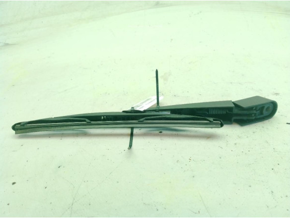 BRAZO LIMPIAPARABRISAS TRA PORTÓN PEUGEOT 3008 SUV (M_)|Desguaces La Cabaña
