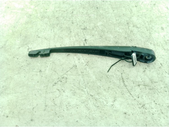 BRAZO LIMPIAPARABRISAS TRA PORTÓN MITSUBISHI GRANDIS (NA_W)|Desguaces La Cabaña