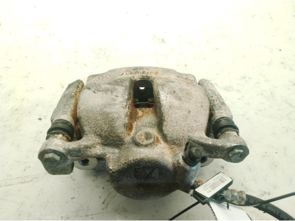 34116860266  PINZA DEL DER BMW 1 (F40)|Desguaces La Cabaña