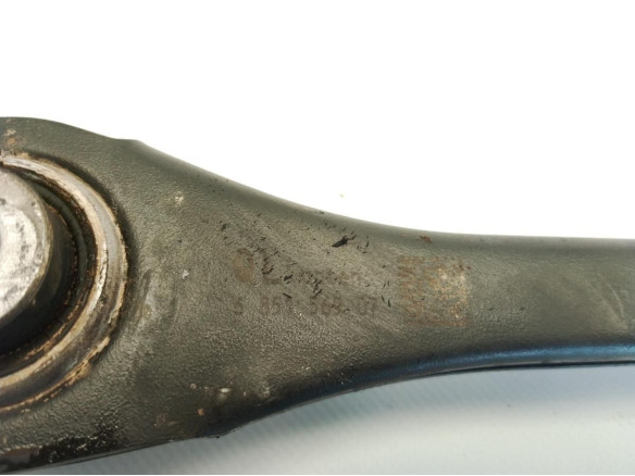 685156907 BRAZO SUSPENSION TRA DER INF BMW 1 (F40)|Desguaces La Cabaña