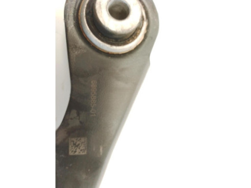 689588501 BRAZO SUSPENSION TRA DER SUP BMW 1 (F40)|Desguaces La Cabaña