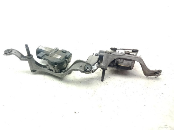 7243000273644 MOTOR LIMPIAPARABRISAS DEL OPEL ZAFIRA TOURER C (P12)|Desguaces La Cabaña
